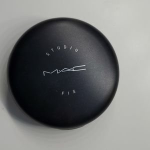 Mac Studio Fix Powder NC15